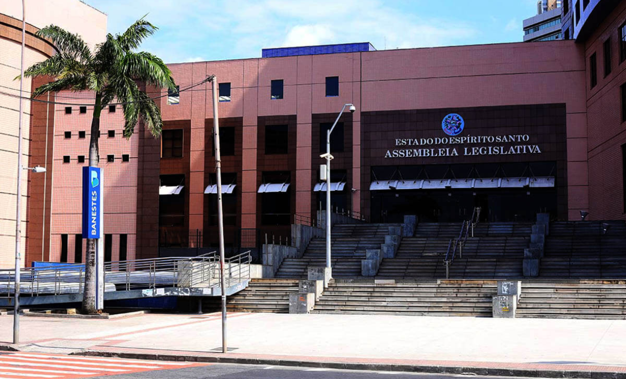 Concurso Ales: Editais são publicados com 35 vagas e salários de até R$9,3 mil