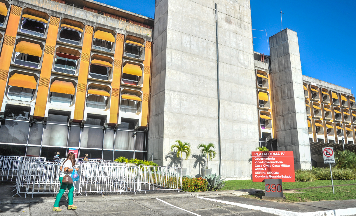 Governo da Bahia anuncia novos concursos públicos com 890 vagas; confira os detalhes