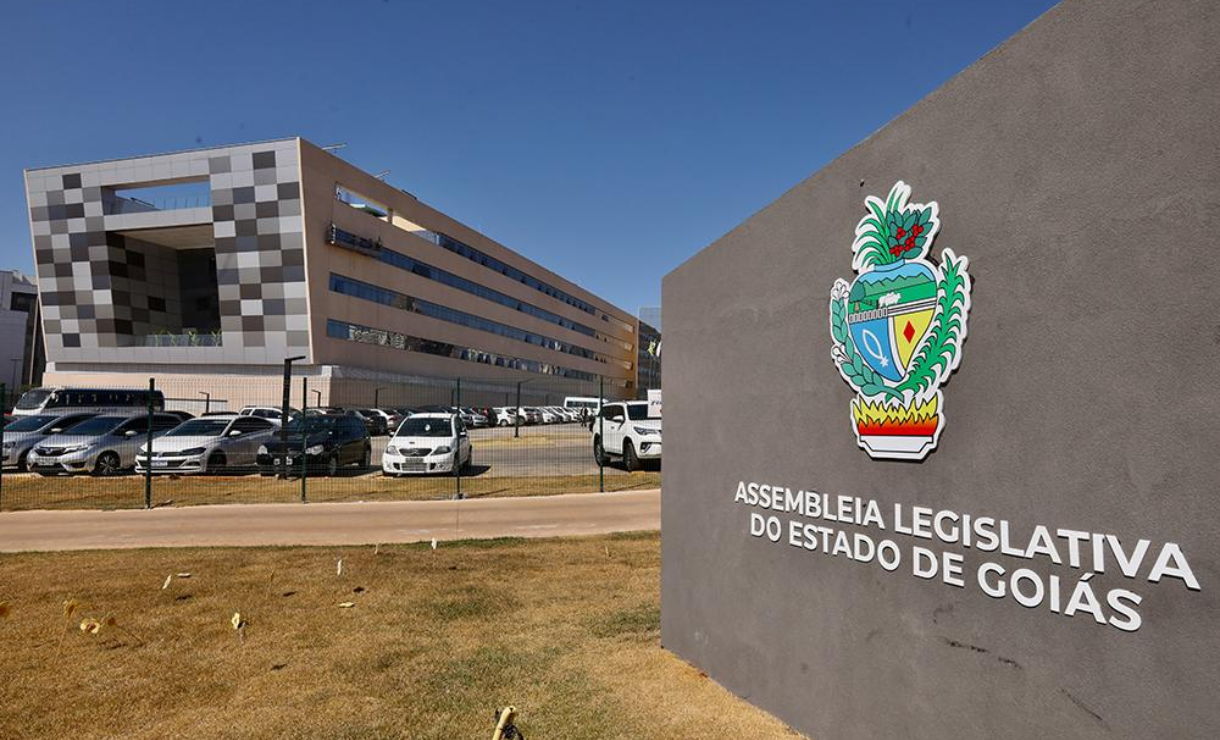 Concurso Alego: Edital é publicado com 101 vagas e salários de até R$10 mil