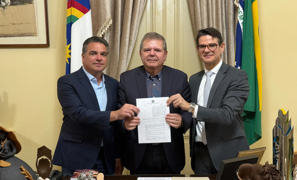 Governo de Pernambuco sanciona lei que reserva 30% das vagas em concursos e seleções estaduais para cotas raciais