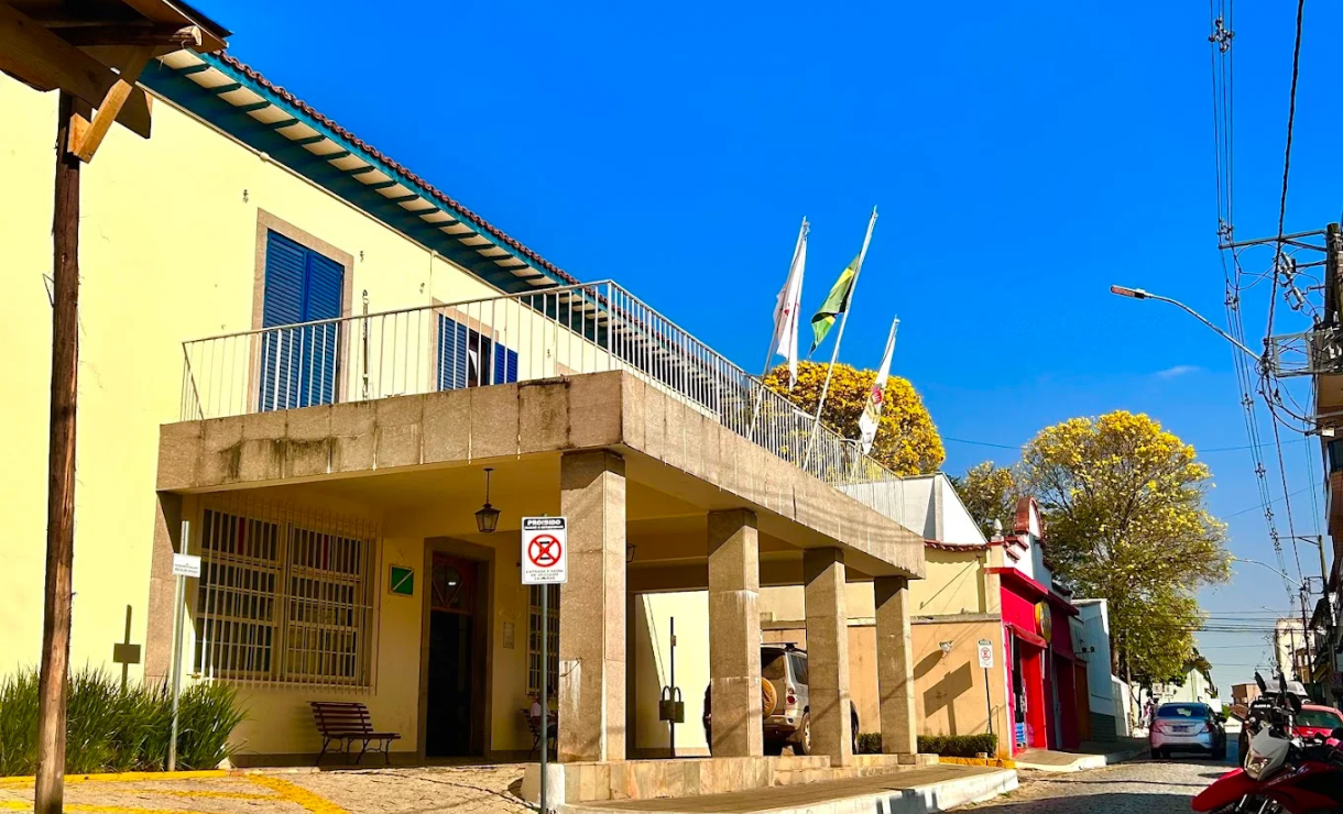 Prefeitura de Baependi (MG) abre concurso público com 55 vagas na área da saúde